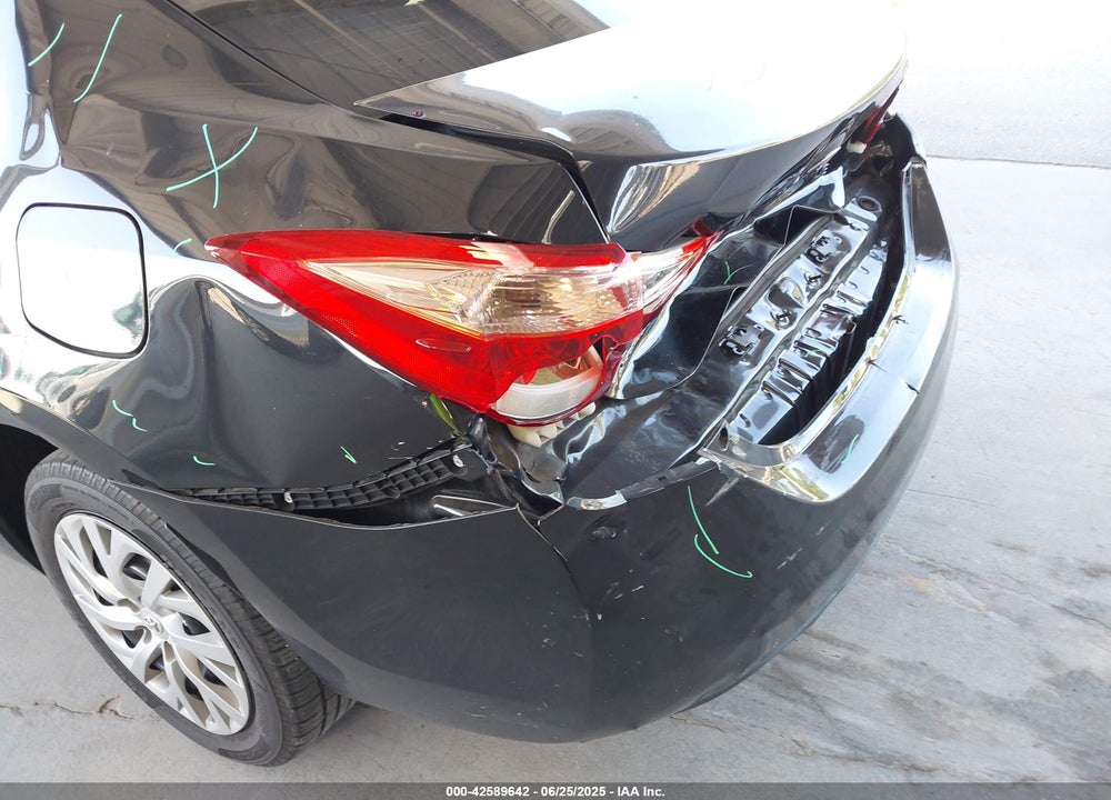 2019 TOYOTA COROLLA VIN: 2T1BURHE7KC152500