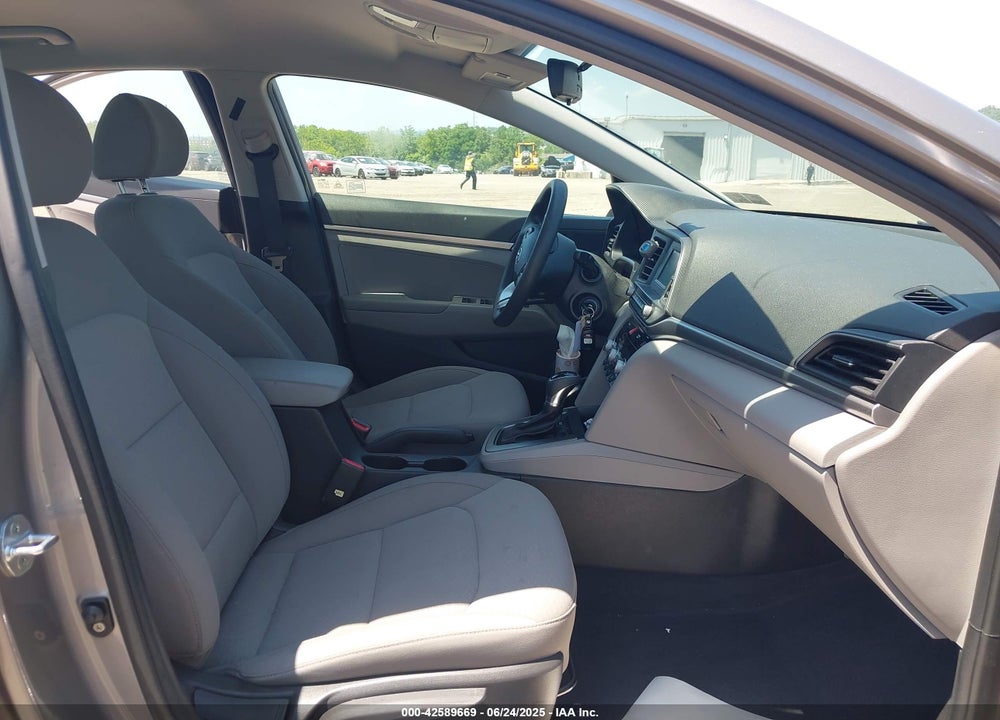 2020 HYUNDAI ELANTRA VIN: KMHD74LF3LU924817