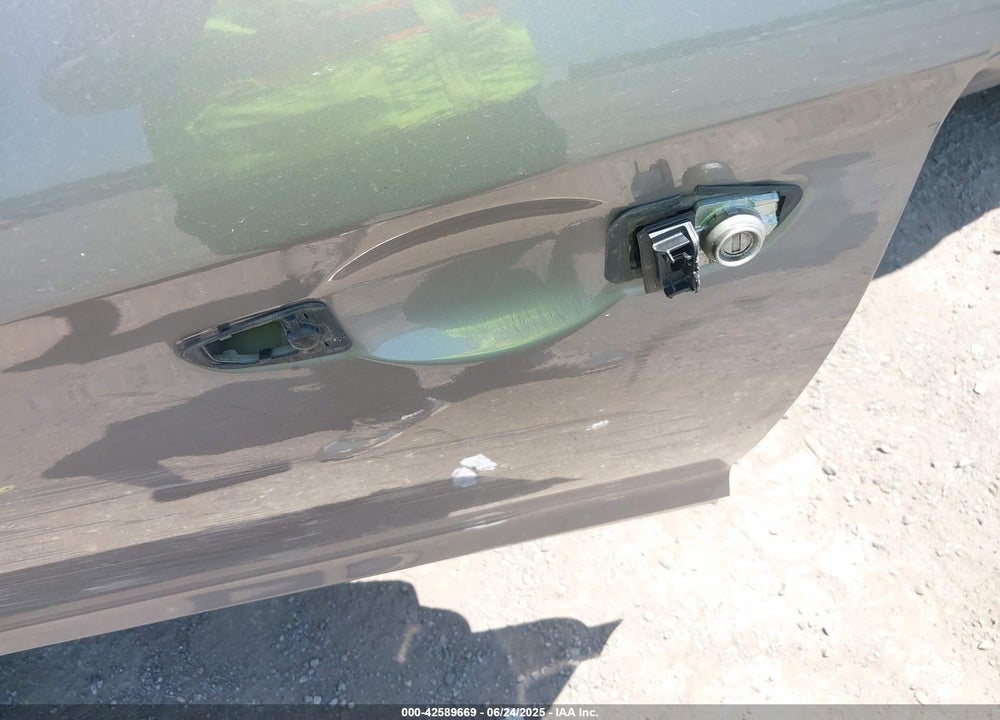 2020 HYUNDAI ELANTRA VIN: KMHD74LF3LU924817