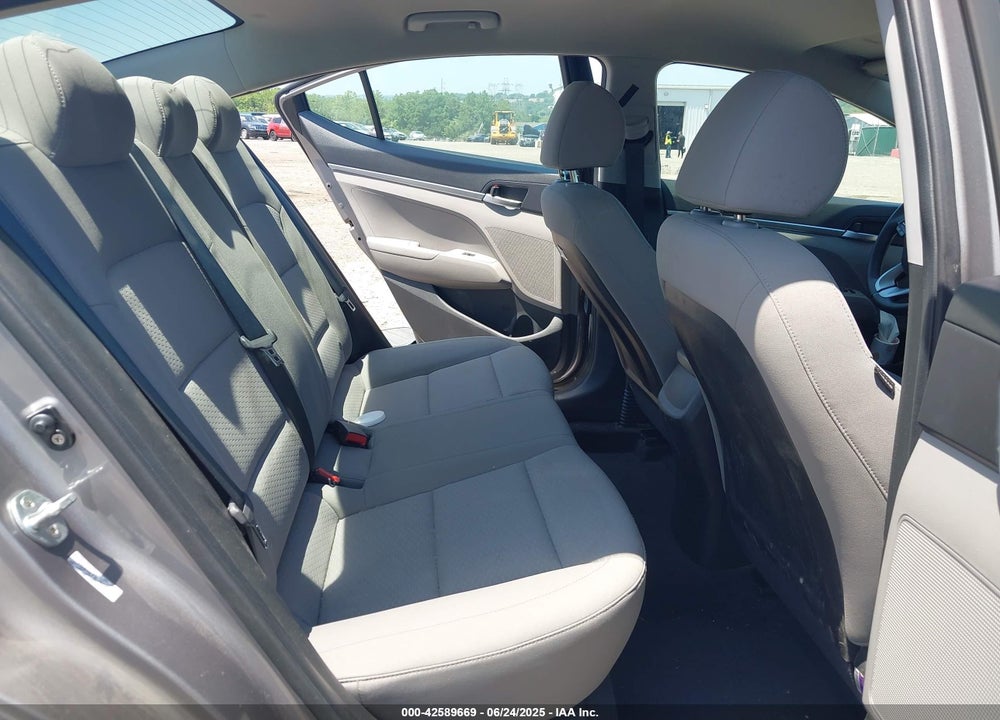 2020 HYUNDAI ELANTRA VIN: KMHD74LF3LU924817