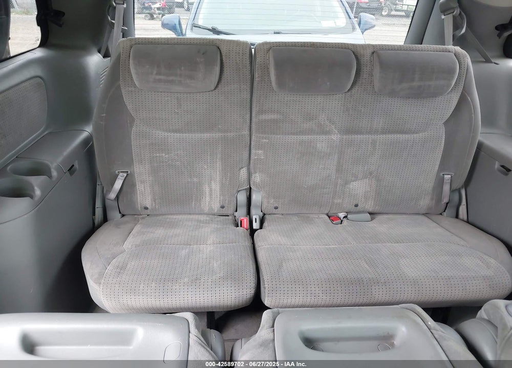 2010 TOYOTA SIENNA LE VIN: 5TDKK4CC6AS298083