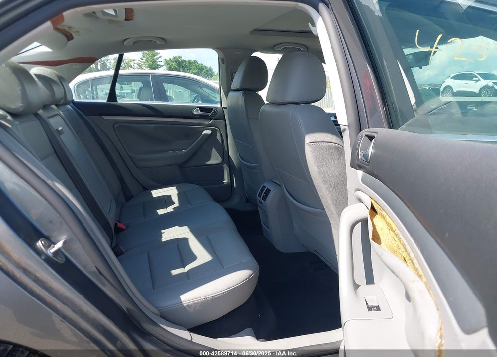 2007 VOLKSWAGEN JETTA WOLFSBURG EDITION VIN: 3VWEG71K87M131451