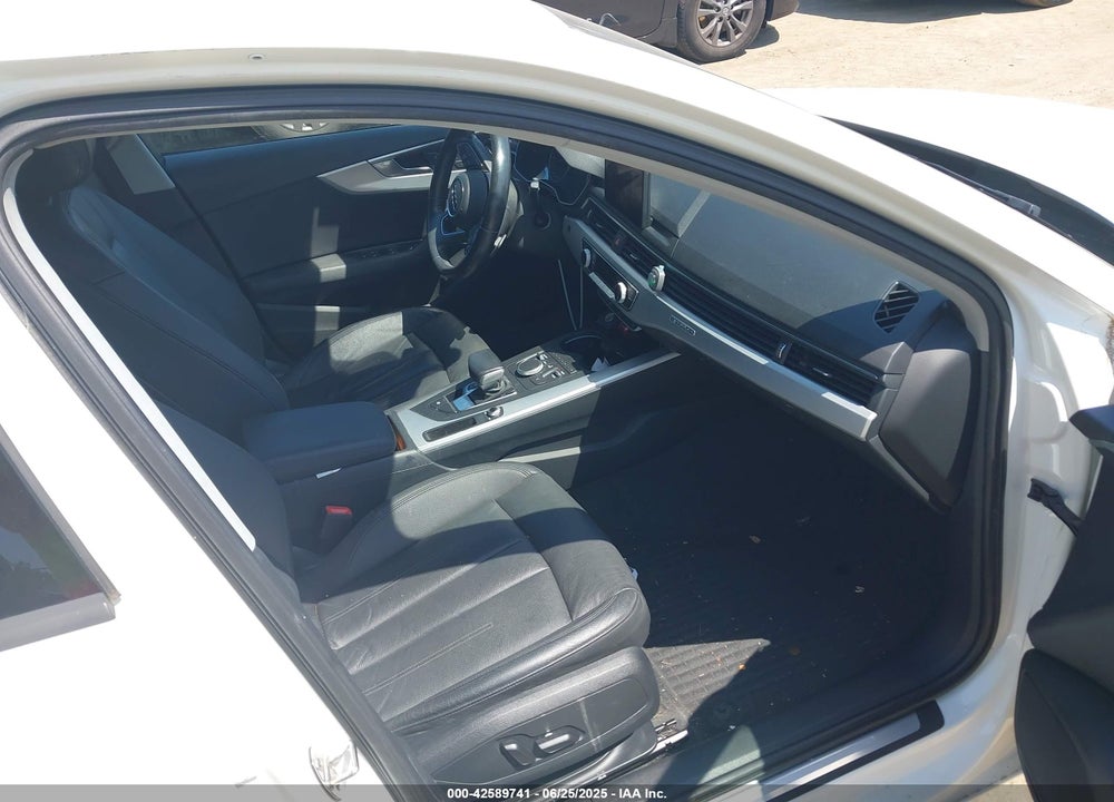 2017 AUDI A4 VIN: WAUANAF44HN002447
