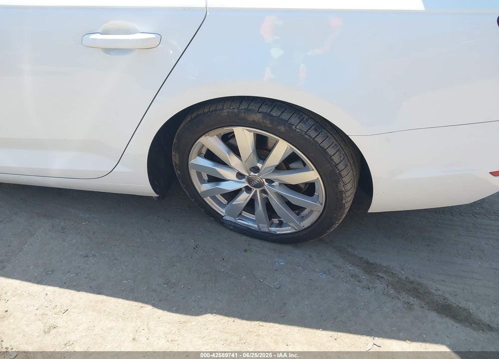 2017 AUDI A4 VIN: WAUANAF44HN002447