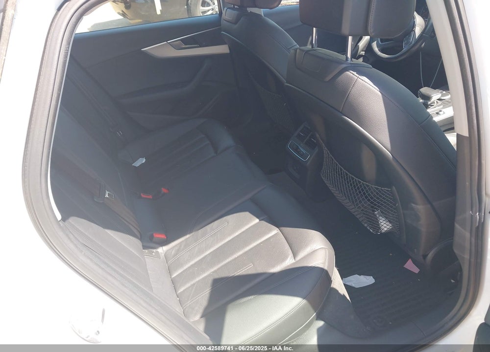 2017 AUDI A4 VIN: WAUANAF44HN002447