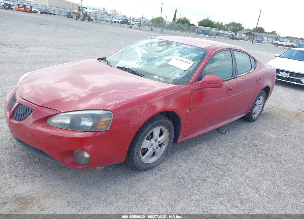 2008 PONTIAC GRAND PRIX VIN: 2G2WP552X81118042