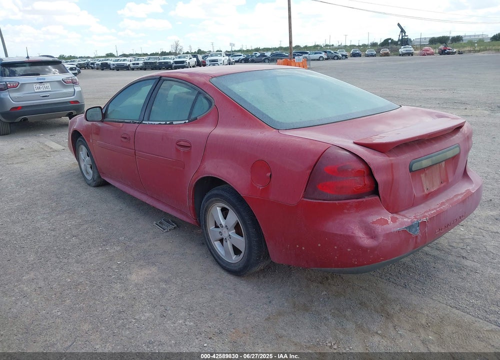 2008 PONTIAC GRAND PRIX VIN: 2G2WP552X81118042