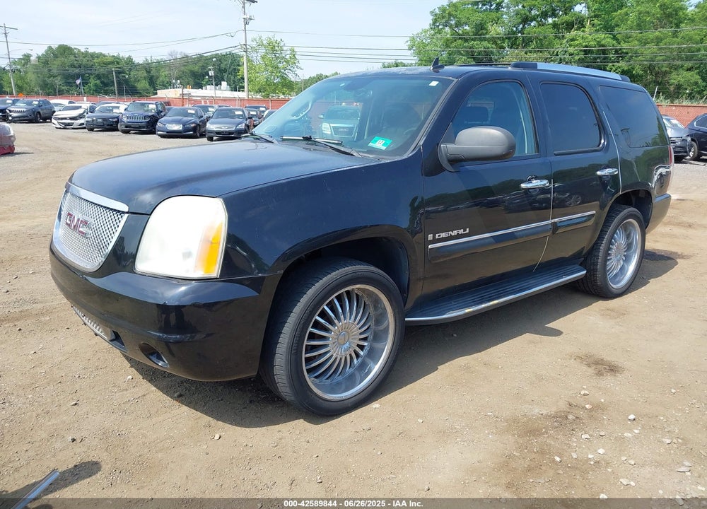 2008 GMC YUKON VIN: 1GKFK63888J211515
