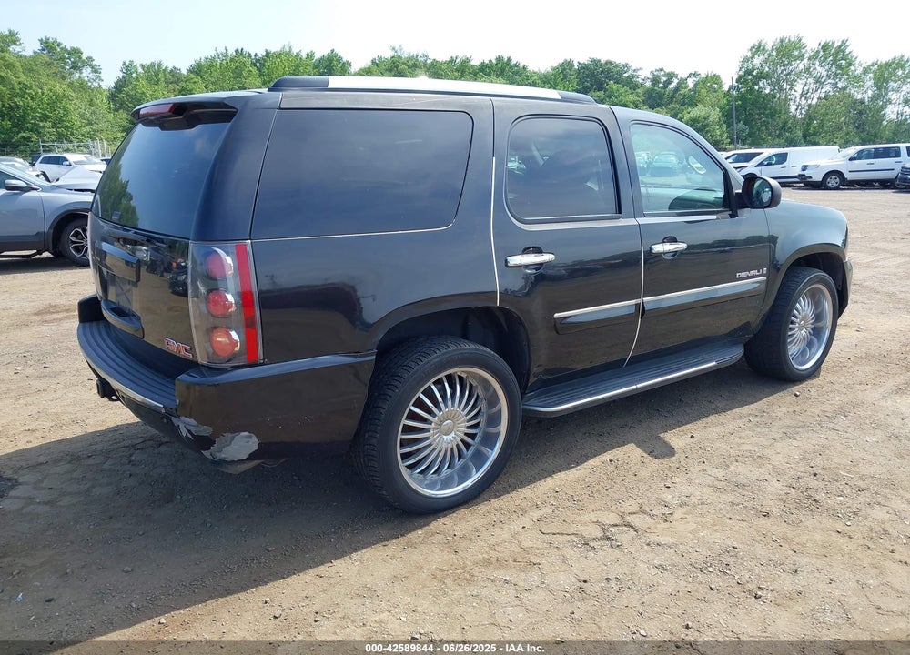 2008 GMC YUKON VIN: 1GKFK63888J211515