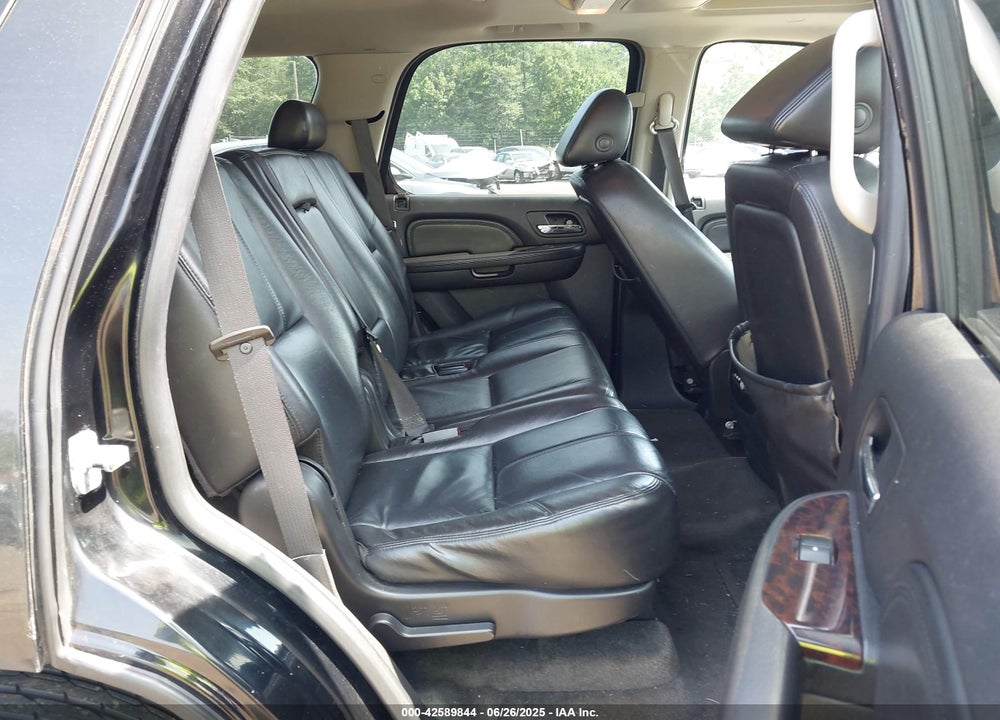 2008 GMC YUKON VIN: 1GKFK63888J211515