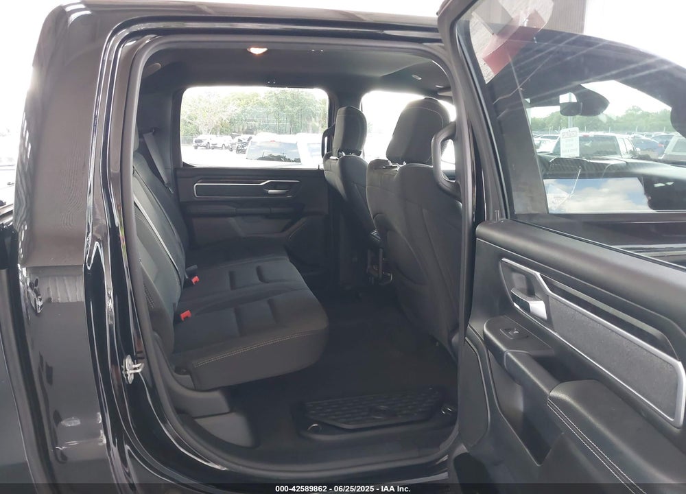 2020 RAM 1500 VIN: 1C6RREFT0LN373453