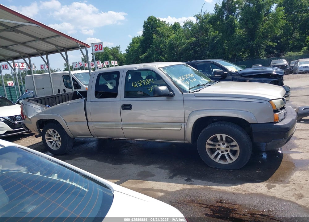 2005 CHEVROLET SILVERADO 1500 Z71 VIN: 1GCEK19Z65Z329716