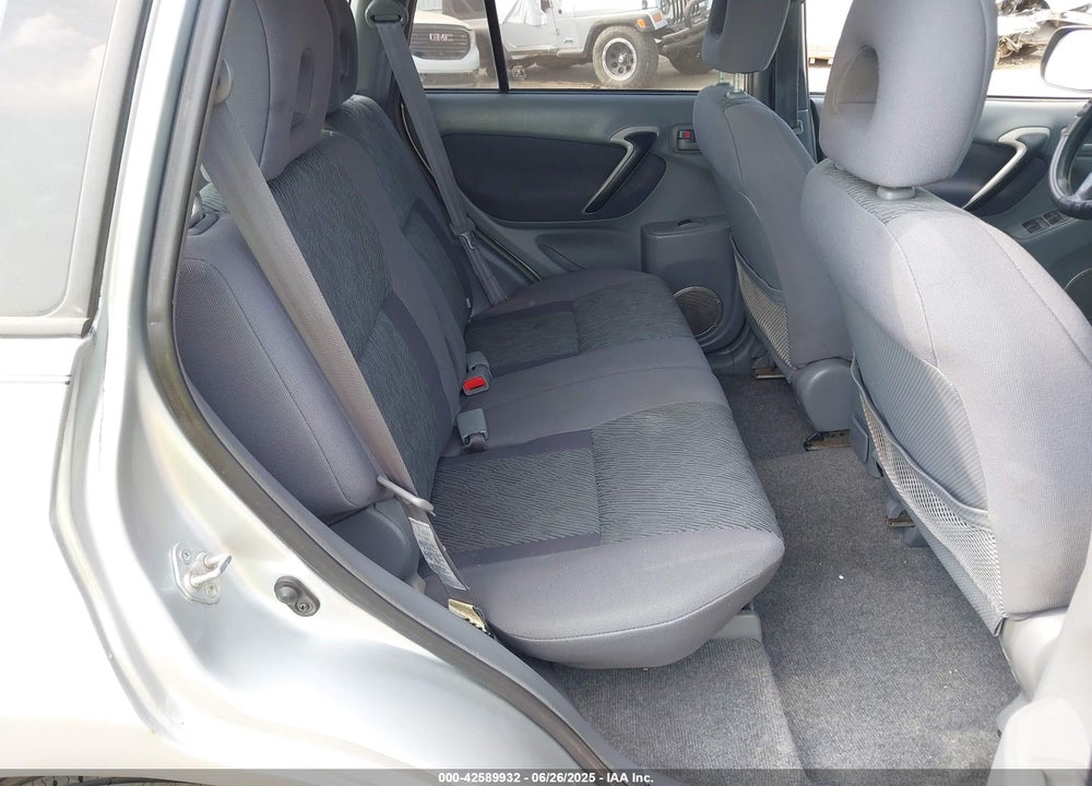 2002 TOYOTA RAV4 VIN: JTEGH20V826010656