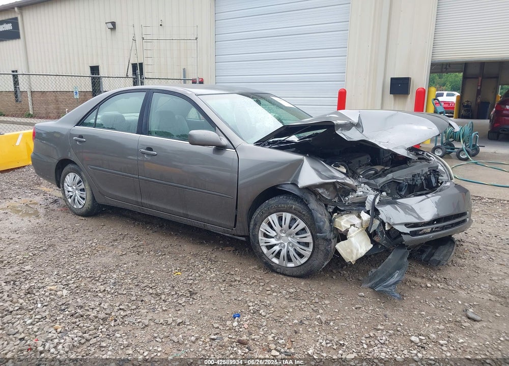 2004 TOYOTA CAMRY LE VIN: 4T1BE32K34U810730