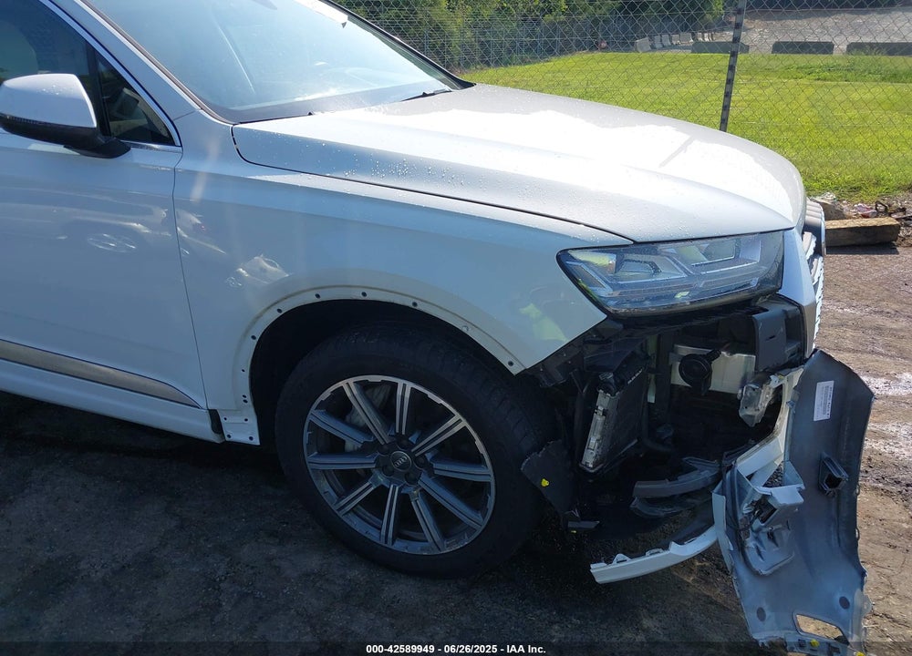 2017 AUDI Q7 3.0T PREMIUM VIN: WA1LAAF74HD023137