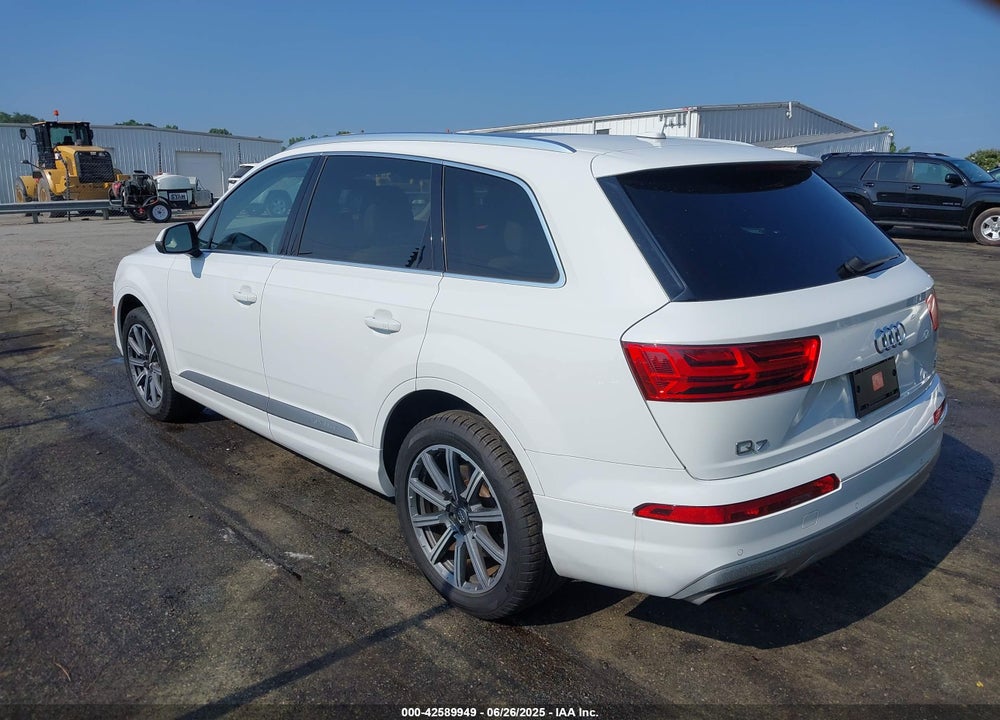 2017 AUDI Q7 3.0T PREMIUM VIN: WA1LAAF74HD023137