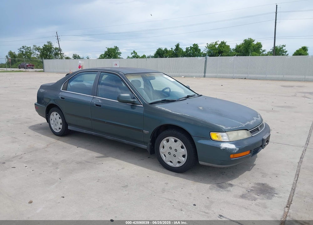 1996 HONDA ACCORD LX/EX VIN: 1HGCD5539TA012679