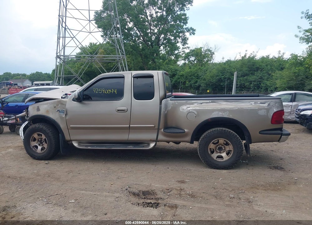 2003 FORD F-150 LARIAT/XL/XLT VIN: 2FTRX18L23CA00070