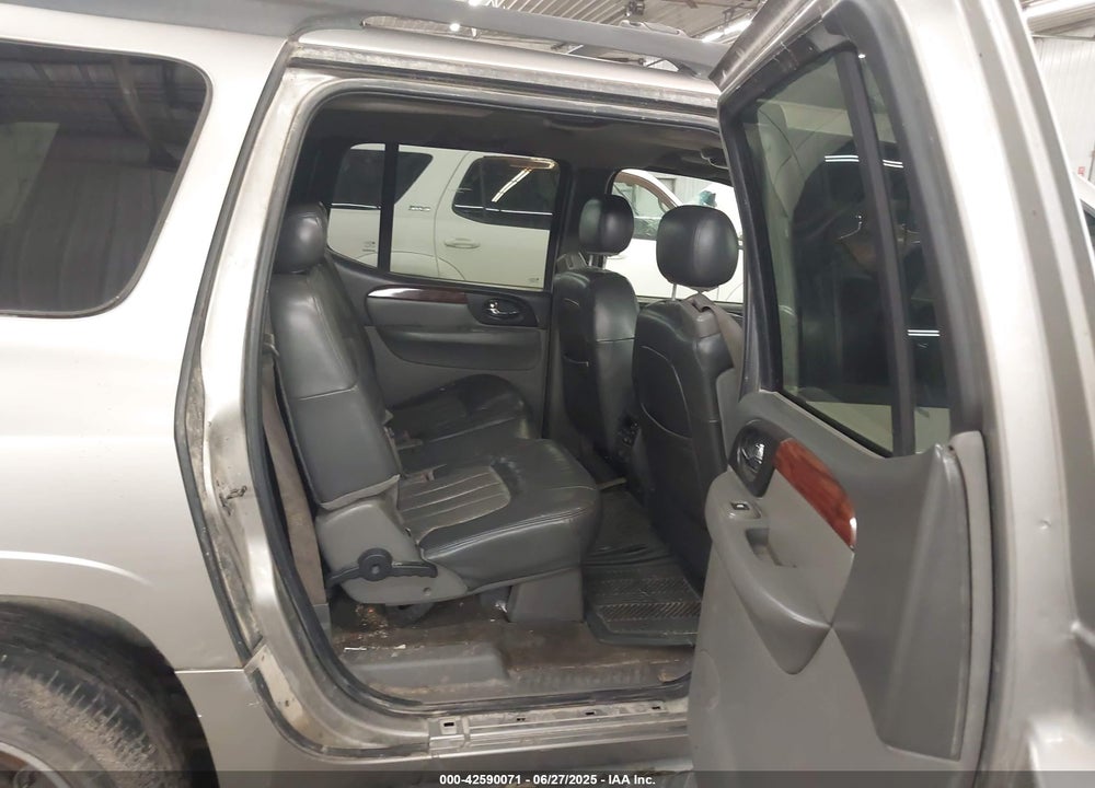2003 GMC ENVOY XL SLT VIN: 1GKET16S736104096