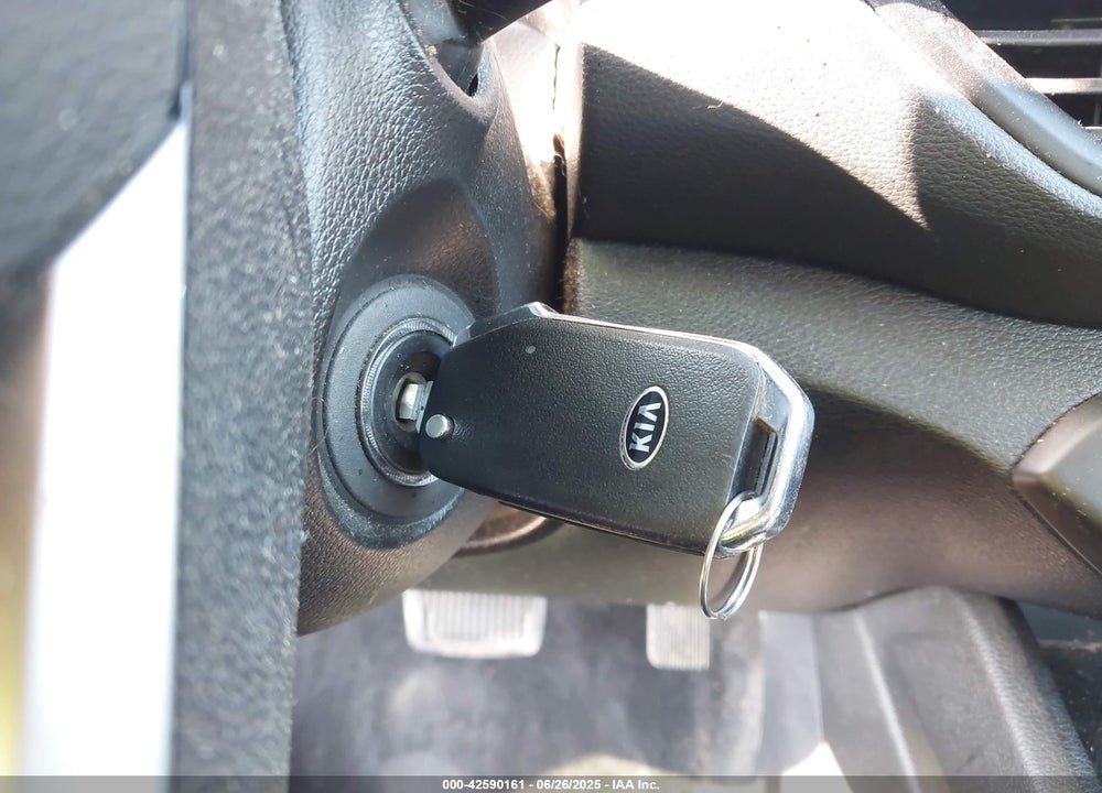 2020 KIA FORTE VIN: 3KPF24AD6LE186586