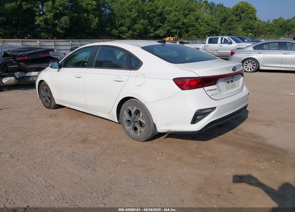 2020 KIA FORTE VIN: 3KPF24AD6LE186586