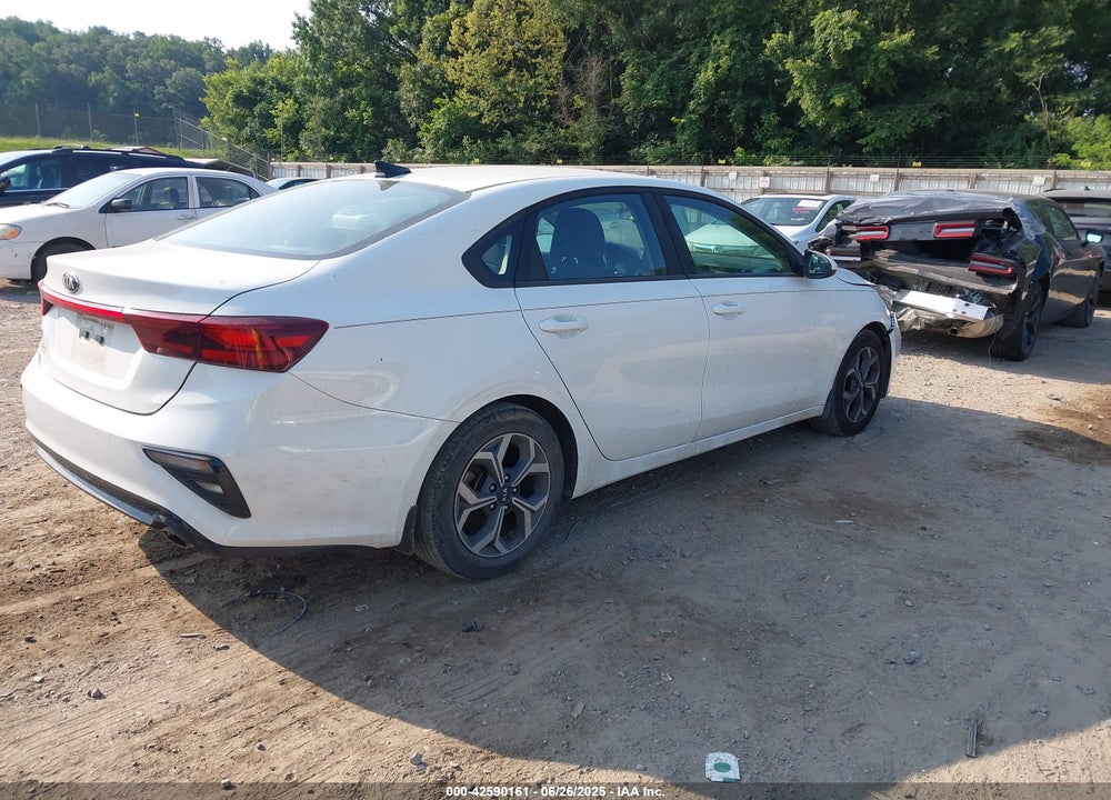 2020 KIA FORTE VIN: 3KPF24AD6LE186586