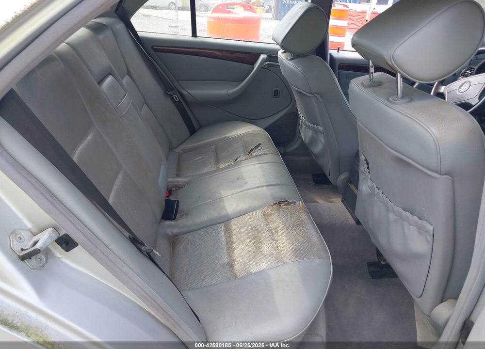 2000 MERCEDES-BENZ C 230 KOMPRESSOR VIN: WDBHA24G9YA839913