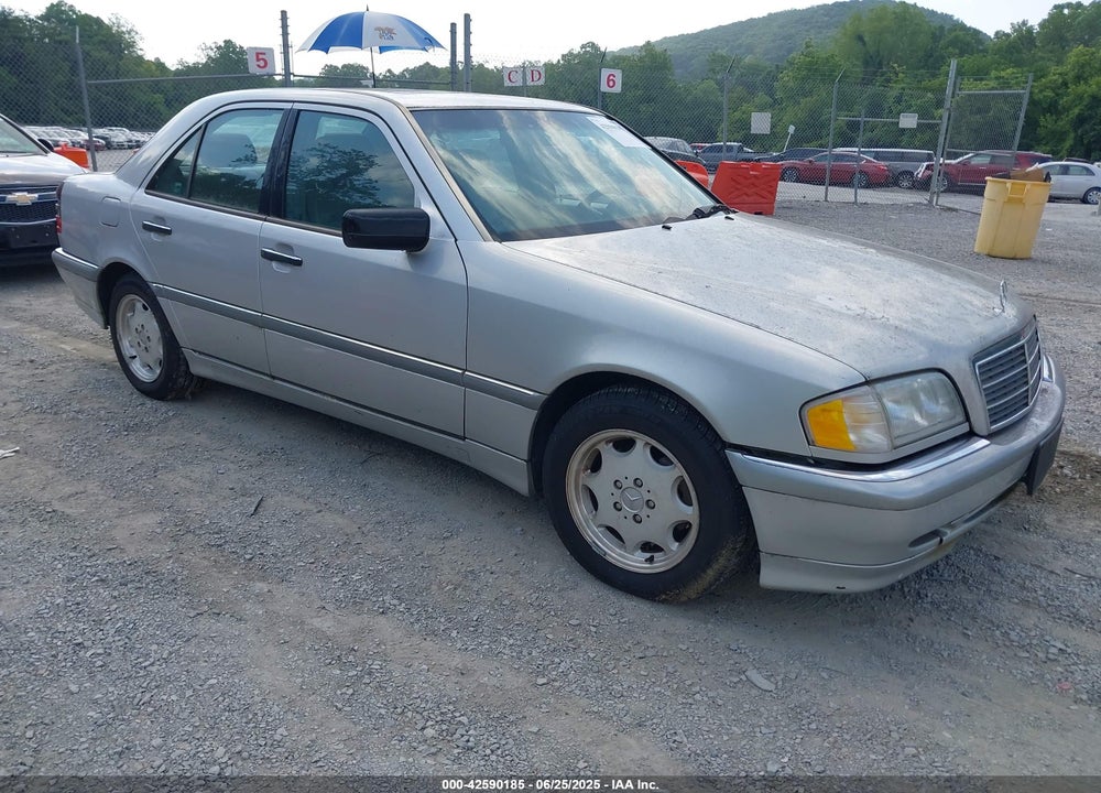 2000 MERCEDES-BENZ C 230 KOMPRESSOR VIN: WDBHA24G9YA839913