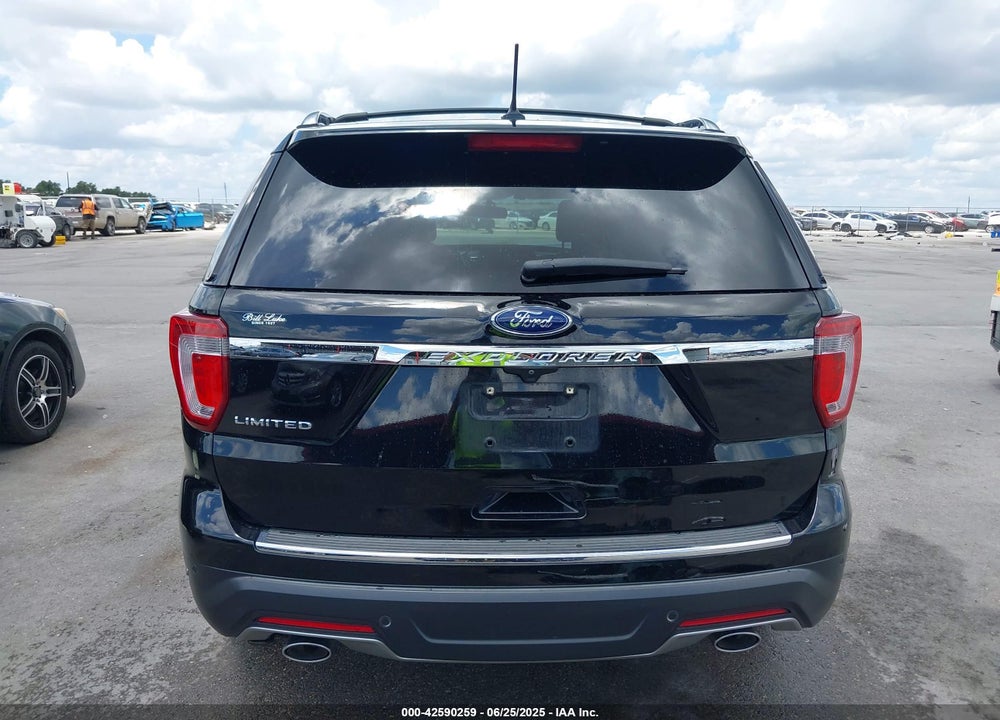 2018 FORD EXPLORER VIN: 1FM5K7F86JGA70158