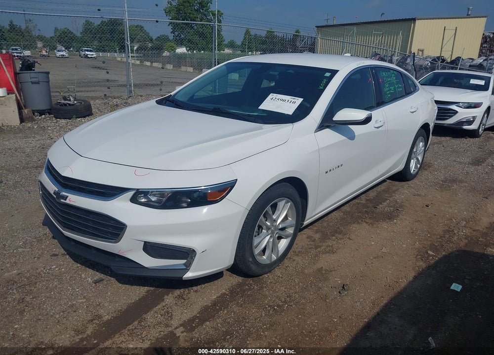 2018 CHEVROLET MALIBU LT VIN: 1G1ZD5ST2JF249357