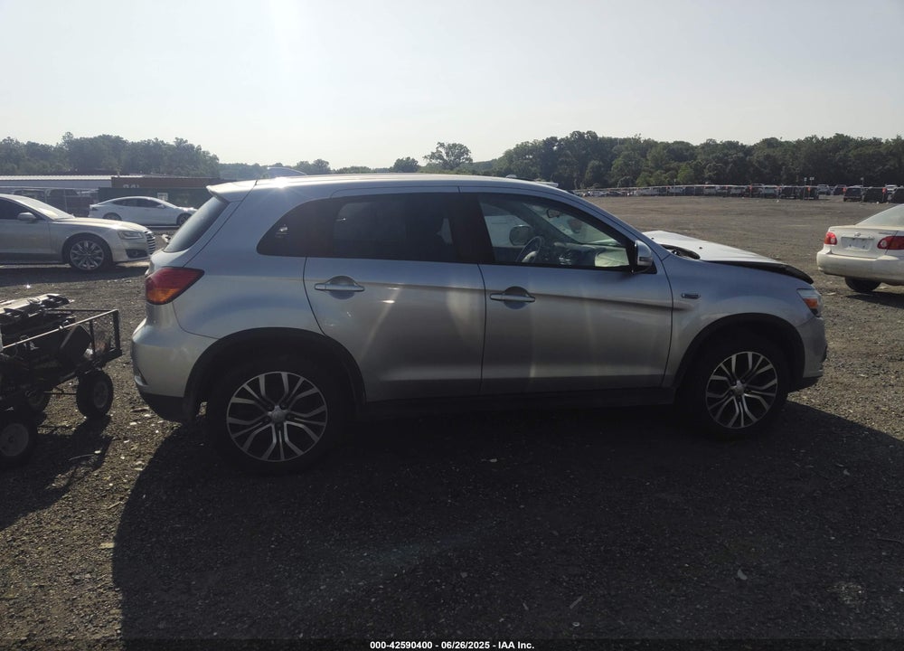 2018 MITSUBISHI OUTLANDER SPORT VIN: JA4AR3AU4JZ028176