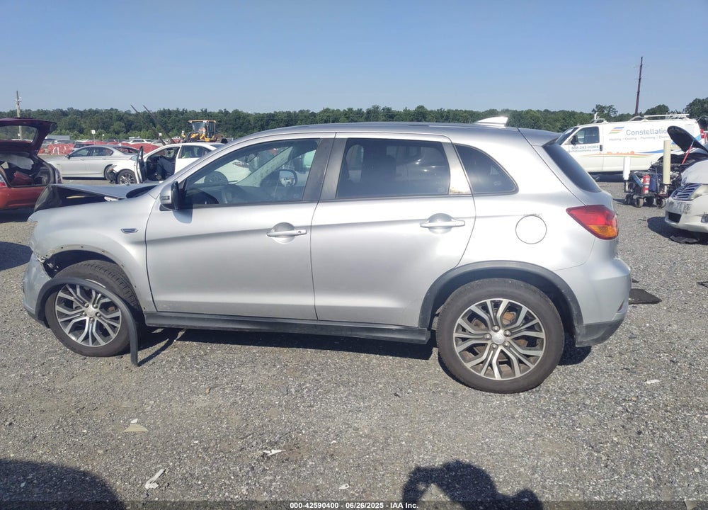 2018 MITSUBISHI OUTLANDER SPORT VIN: JA4AR3AU4JZ028176