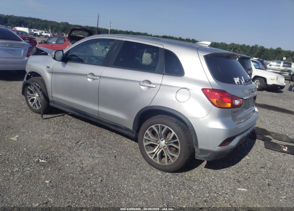 2018 MITSUBISHI OUTLANDER SPORT VIN: JA4AR3AU4JZ028176
