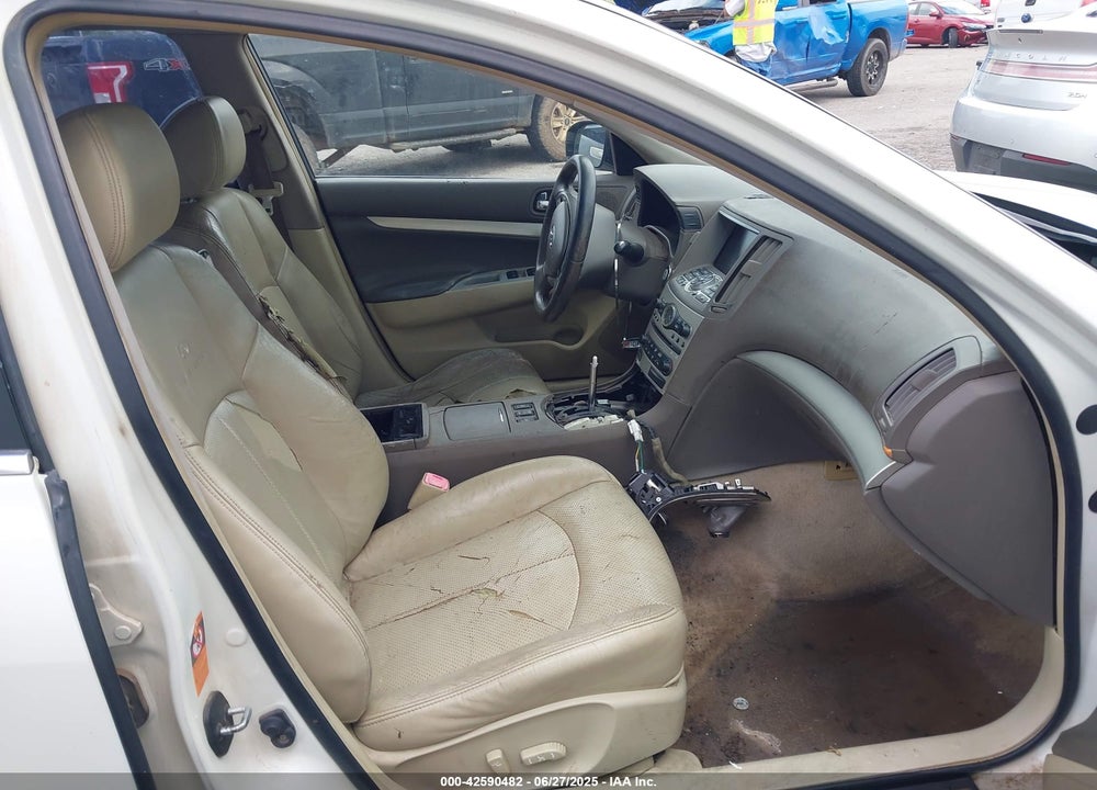 2007 INFINITI G35X VIN: JNKBV61F57M824335