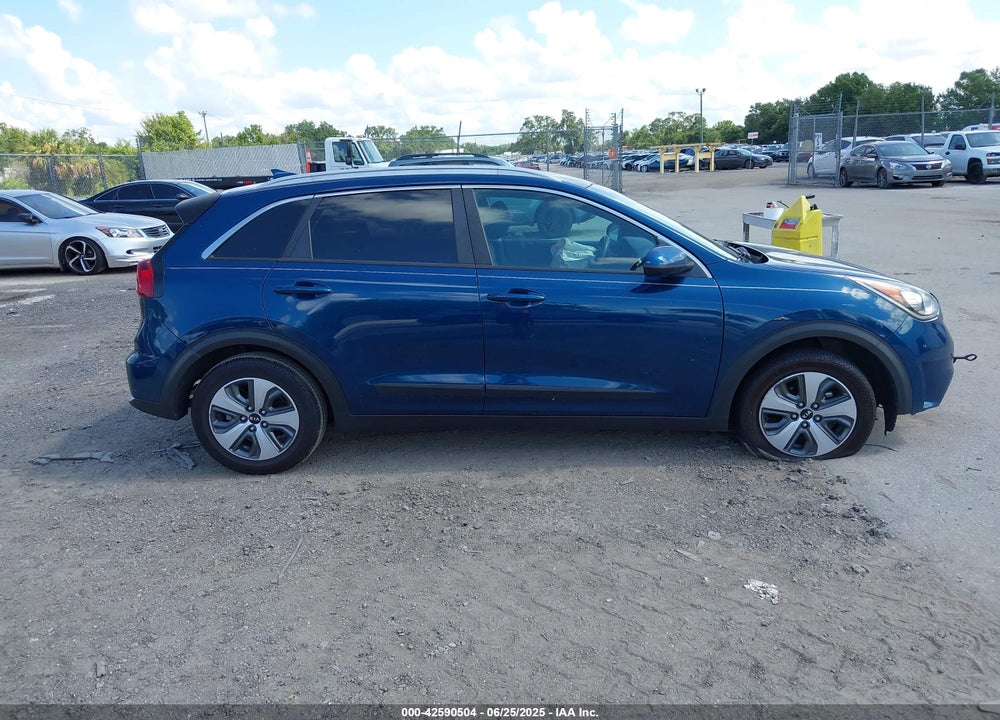 2018 KIA NIRO VIN: KNDCB3LC7J5200702