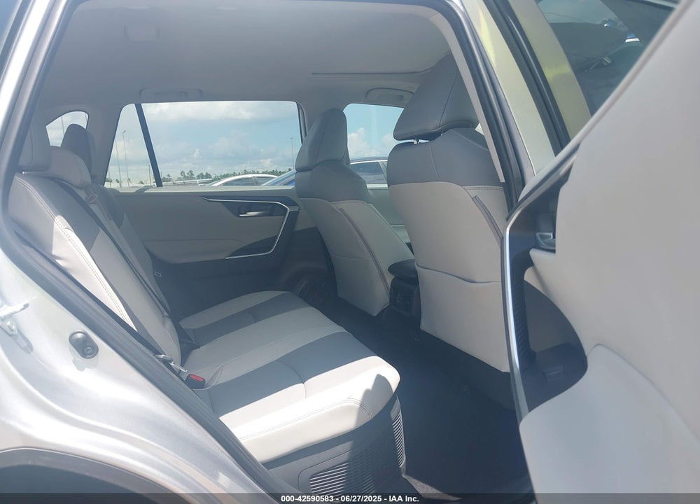 2025 TOYOTA RAV4 HYBRID VIN: 4T3B6RFV2SU179378