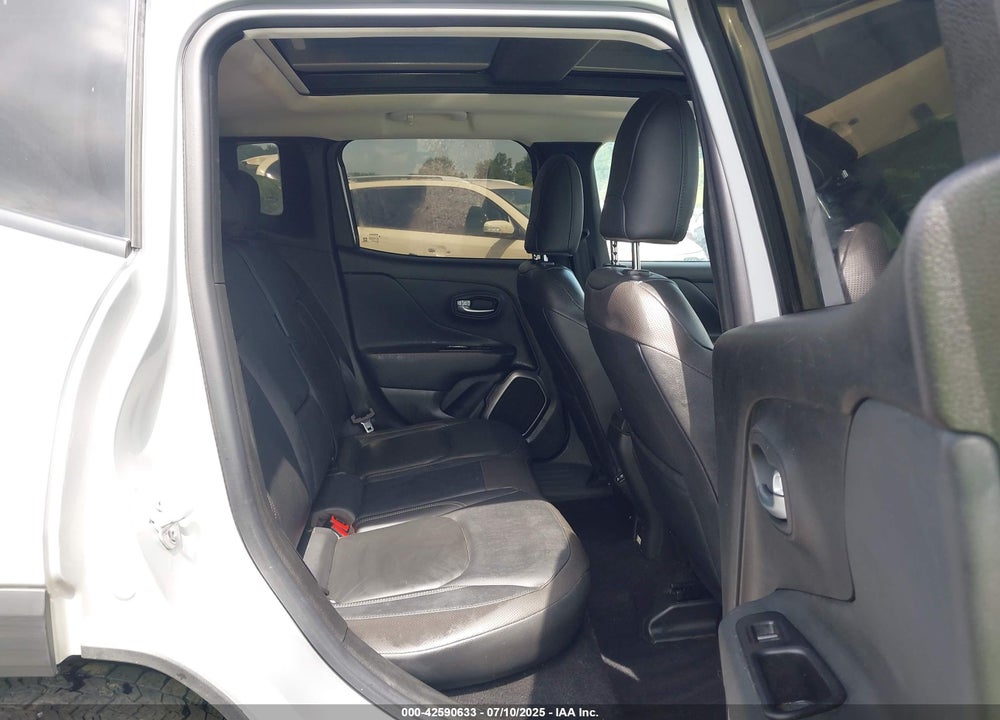 2018 JEEP RENEGADE VIN: ZACCJBDB8JPG91677