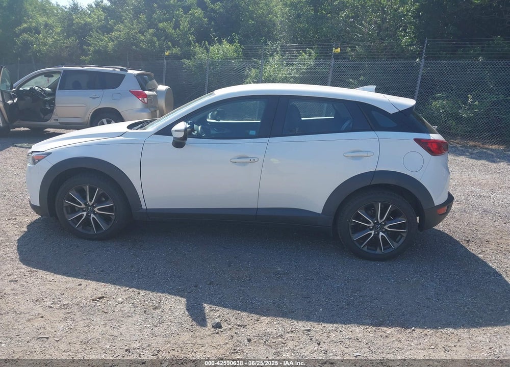 2017 MAZDA CX-3 VIN: JM1DKFC7XH0172927