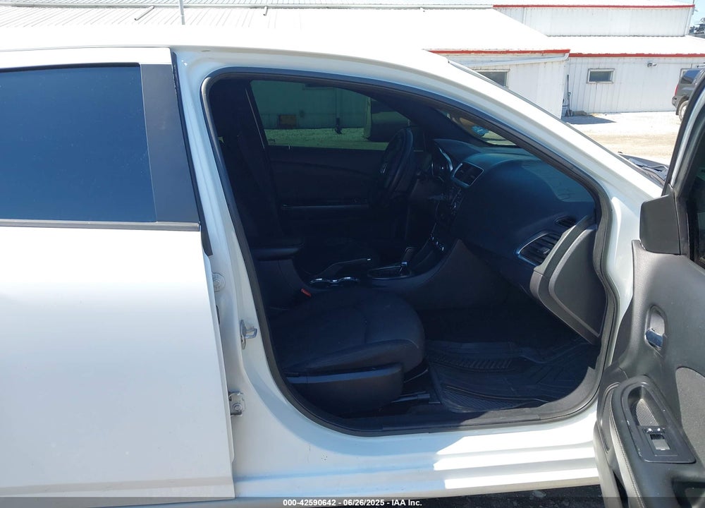2012 DODGE AVENGER VIN: 1C3CDZAB8CN132523