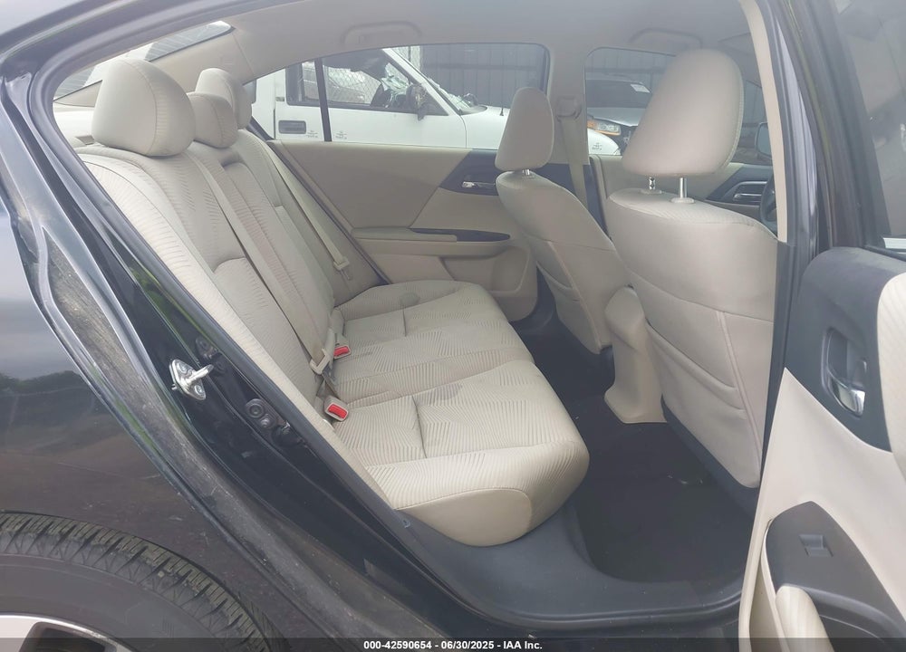 2015 HONDA ACCORD LX VIN: 1HGCR2F34FA224795