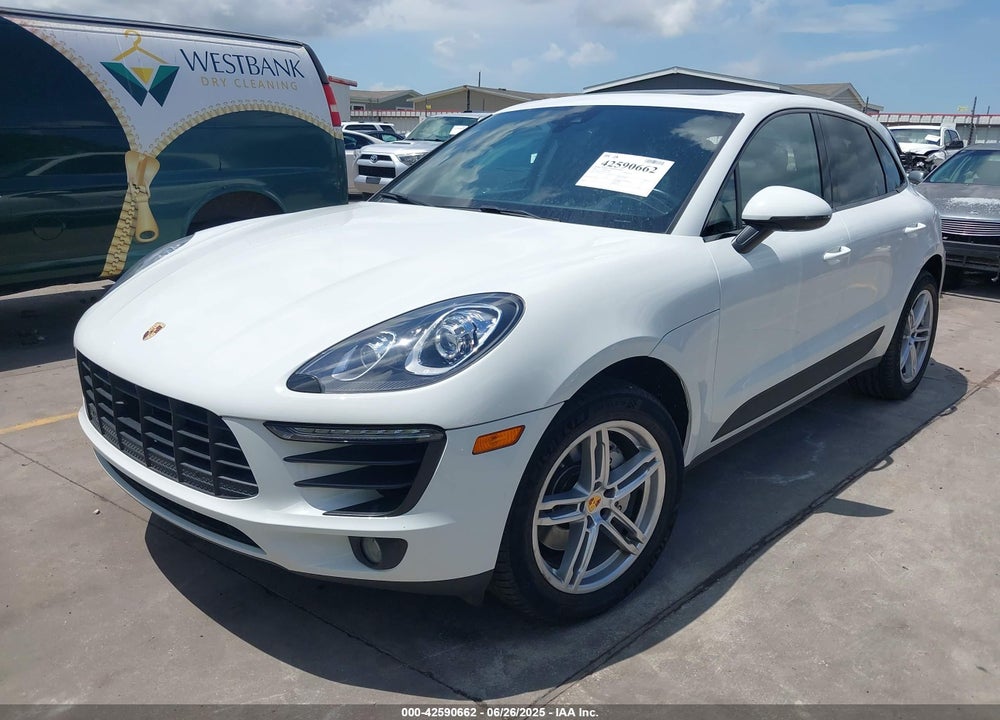 2018 PORSCHE MACAN S VIN: WP1AB2A52JLB37590