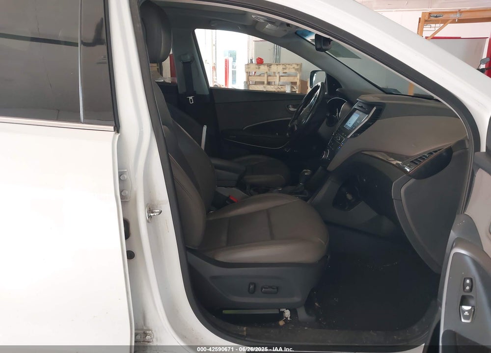 2017 HYUNDAI SANTA FE SPORT VIN: 5XYZWDLA2HG491338