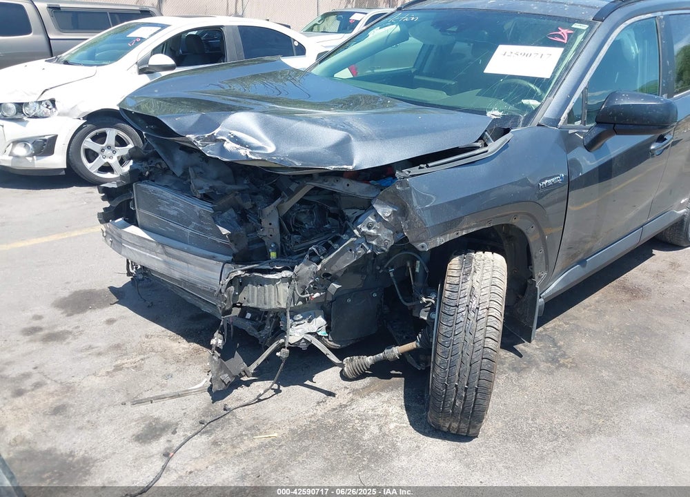 2019 TOYOTA RAV4 VIN: JTMLWRFV1KD501638
