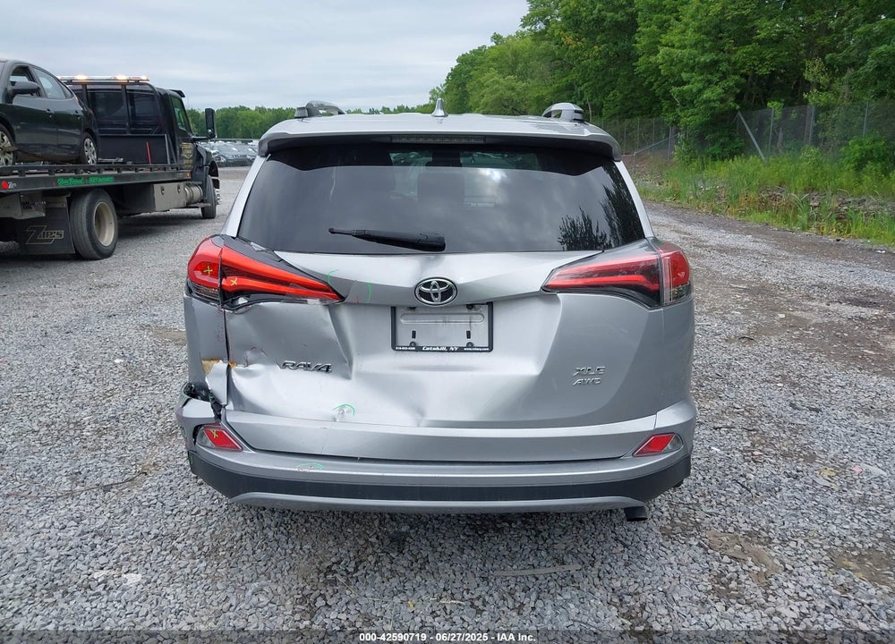 2017 TOYOTA RAV4 VIN: 2T3RFREV6HW673140