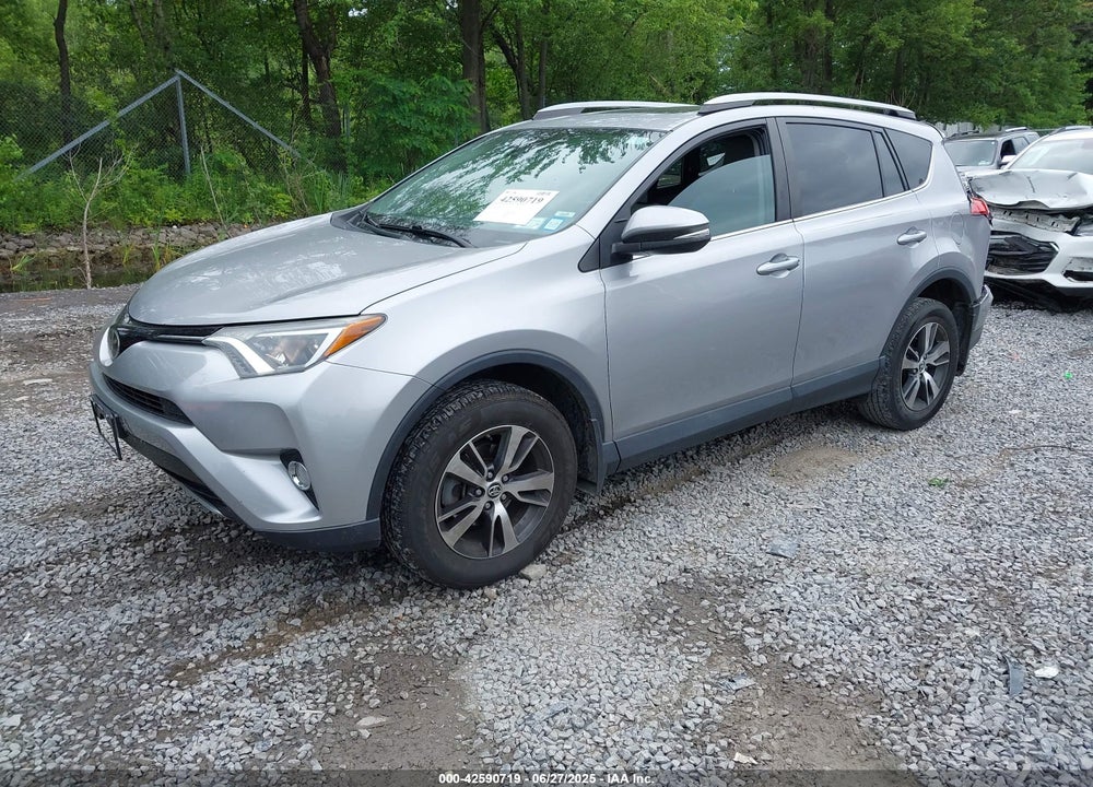2017 TOYOTA RAV4 VIN: 2T3RFREV6HW673140