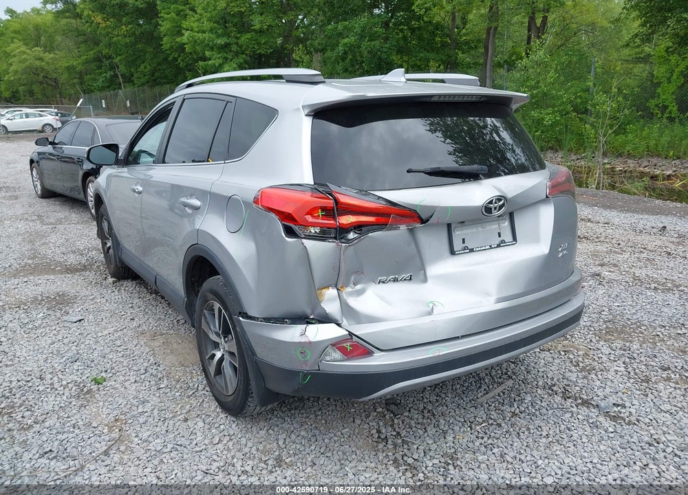 2017 TOYOTA RAV4 VIN: 2T3RFREV6HW673140