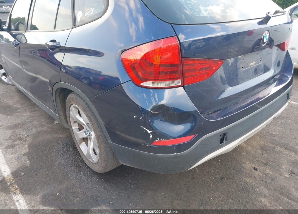2013 BMW X1 VIN: WBAVM1C51DVW41929