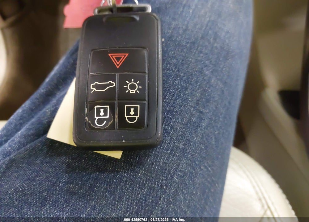 2012 VOLVO XC60 VIN: YV4940DZ5C2283389
