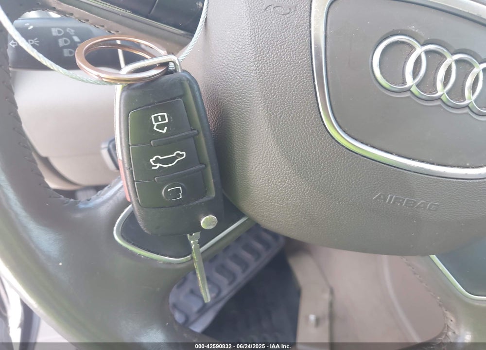 2015 AUDI Q7 VIN: WA1DGAFE9FD004677