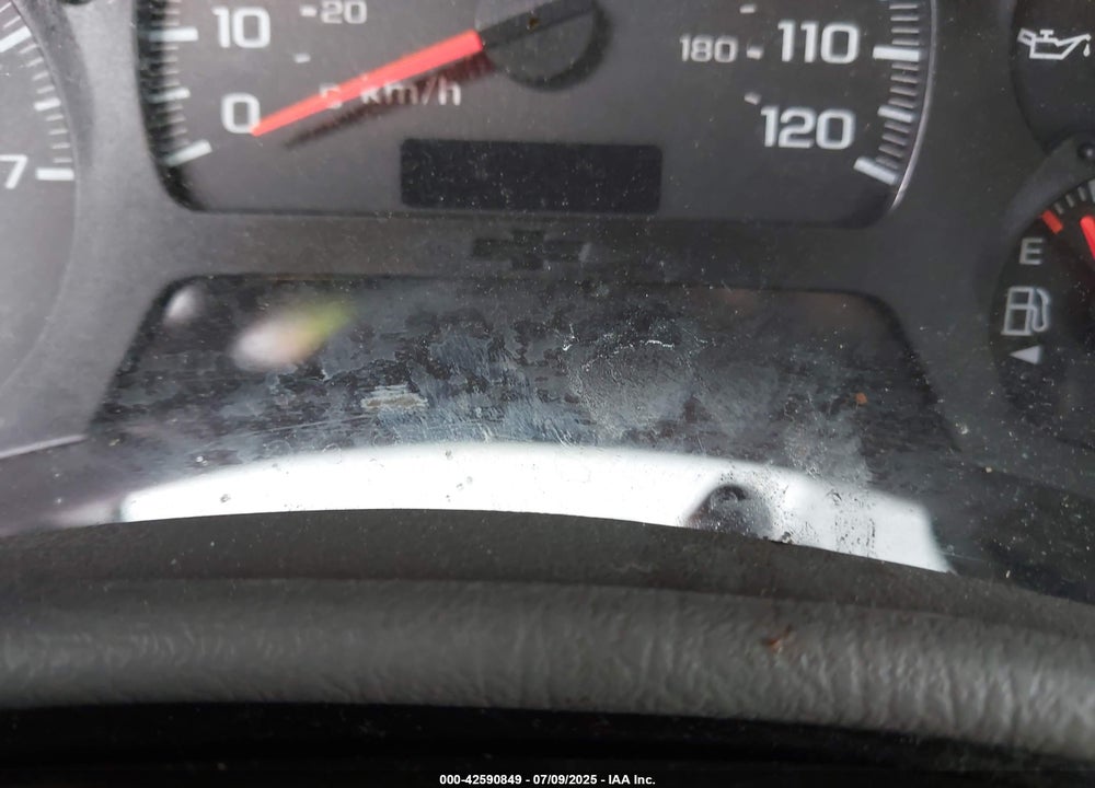 2005 CHEVROLET TRAILBLAZER LS VIN: 1GNDT13S852284847